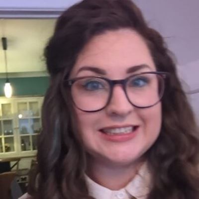 Headshot of Nikki Knowles